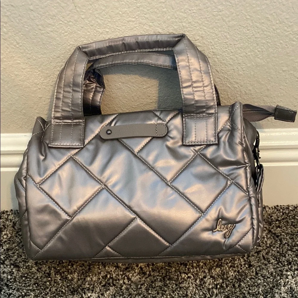 Lug Quilted Handbag -Jitterbug- Color- Metallic Pearl - Picture 1 of 5